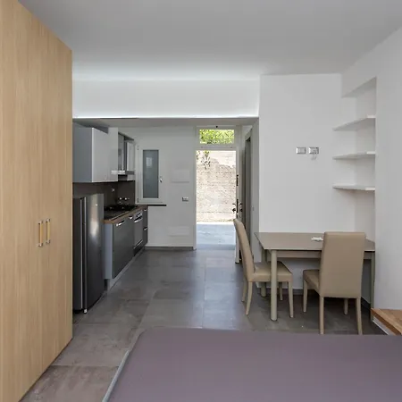 Garden House * Pianillo