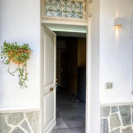 Garden House * Pianillo