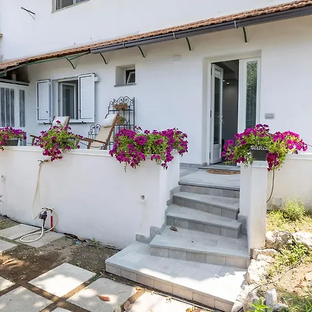 Garden House Prázdninový dům